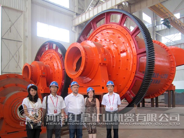 濕式球磨機(jī) 濕式球磨機(jī)