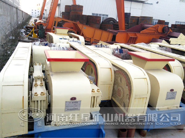 對(duì)輥式破碎機(jī) 對(duì)輥式破碎機(jī)