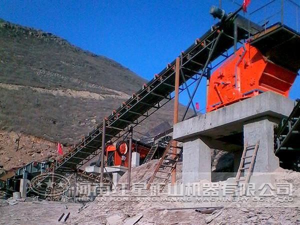 輸送機(jī)現(xiàn)場(chǎng) 輸送機(jī)現(xiàn)場(chǎng)