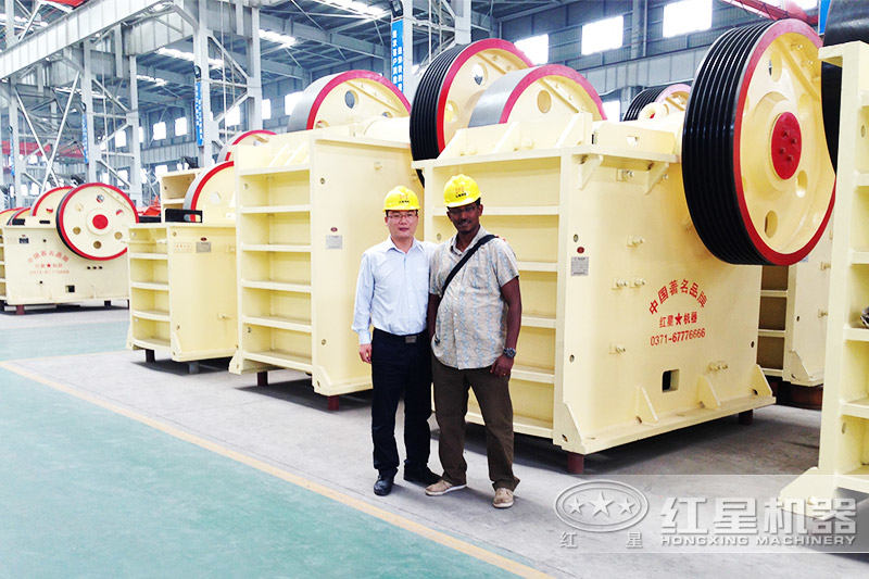 鋁礦破碎機(jī)廠家 鋁礦破碎機(jī)廠家