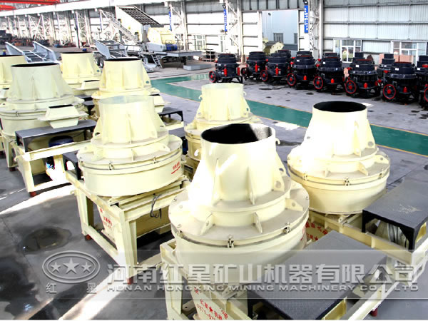 沖擊式破碎機結(jié)構(gòu)特征 沖擊式破碎機結(jié)構(gòu)特征