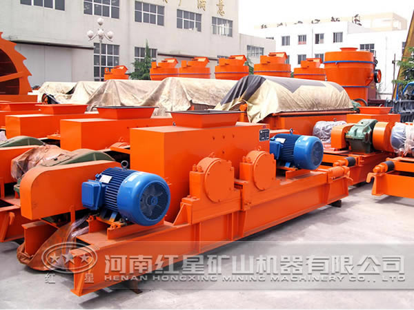 對輥式破碎機(jī) 對輥式破碎機(jī)