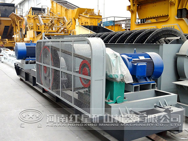 銻礦對(duì)輥式破碎機(jī) 銻礦對(duì)輥式破碎機(jī)