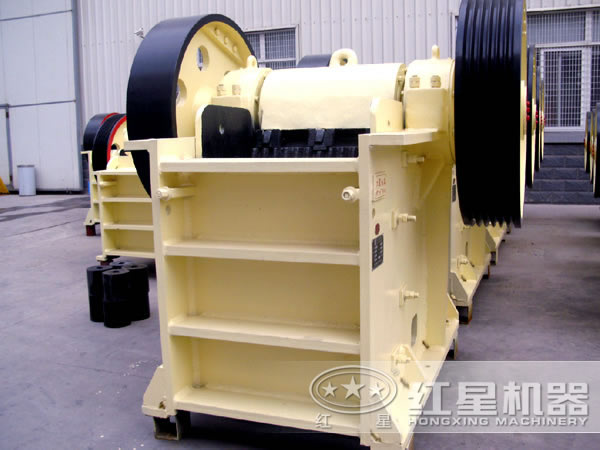 鄂式破碎機(jī) 鄂式破碎機(jī)