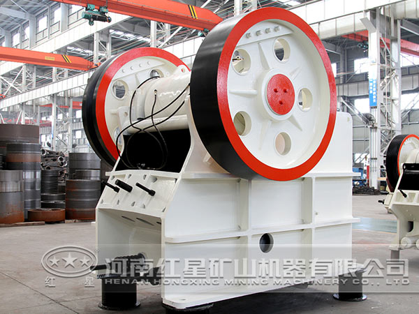 時產(chǎn)1400噸顎式碎石機(jī)技術(shù)性能 時產(chǎn)1400噸顎式碎石機(jī)技術(shù)性能