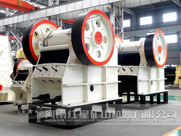 復(fù)擺顎式破碎機(jī) 復(fù)擺顎式破碎機(jī)