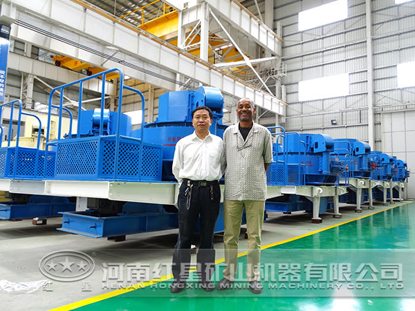 制砂機(jī)生產(chǎn)車間 制砂機(jī)生產(chǎn)車間