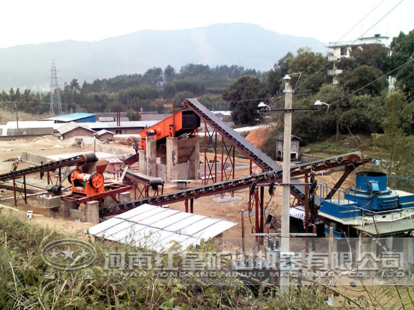 砂石生產(chǎn)線現(xiàn)場 砂石生產(chǎn)線現(xiàn)場