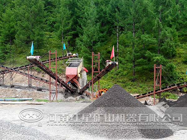 砂石生產(chǎn)線(xiàn)現(xiàn)場(chǎng)