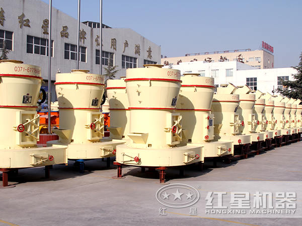 磨粉機(jī)生產(chǎn)車間 磨粉機(jī)生產(chǎn)車間