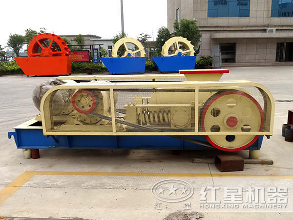 紅星對輥式破碎機(jī)價格 紅星對輥式破碎機(jī)價格