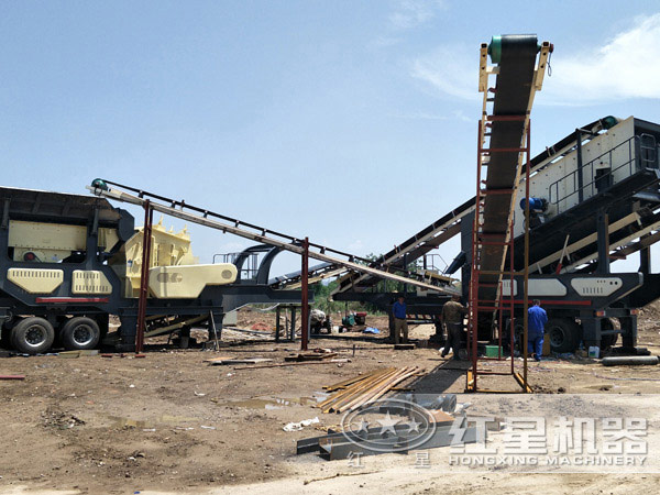 移動小型制沙機生產(chǎn)現(xiàn)場 移動小型制沙機生產(chǎn)現(xiàn)場