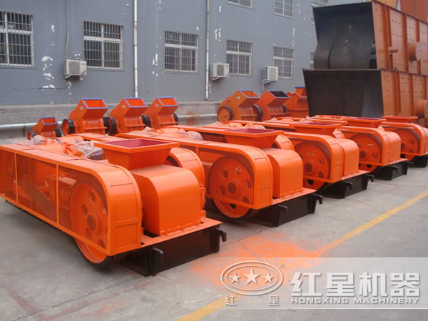 石料對輥式破碎機(jī)型號 石料對輥式破碎機(jī)型號