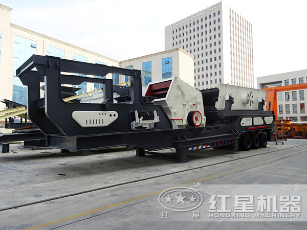 新品移動反擊式破碎站 新品移動反擊式破碎站