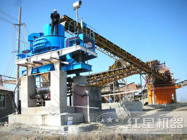 制砂機作業(yè)現(xiàn)場 制砂機作業(yè)現(xiàn)場