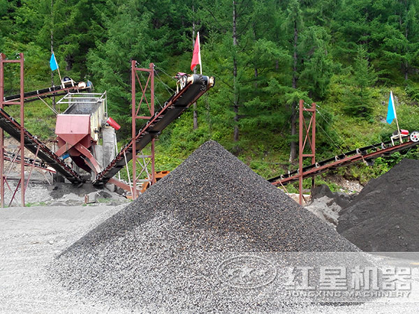 新型制砂生產(chǎn)線現(xiàn)場 新型制砂生產(chǎn)線現(xiàn)場