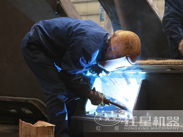 重晶石加工設(shè)備生產(chǎn)車間 重晶石加工設(shè)備生產(chǎn)車間