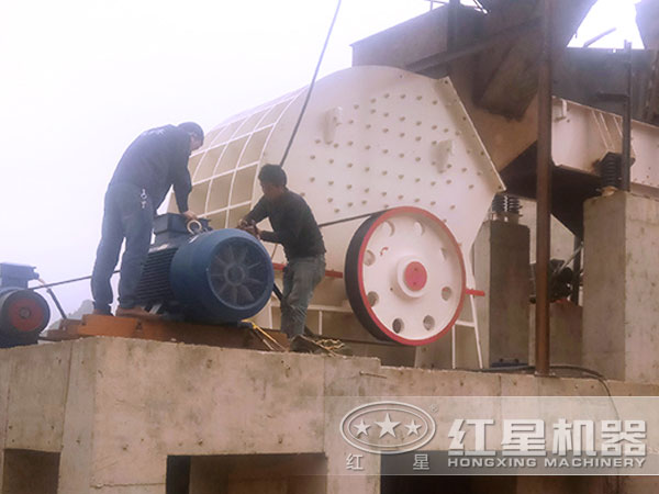 重錘破安裝、調(diào)試現(xiàn)場