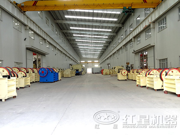 大型設(shè)備擺放車(chē)間 大型設(shè)備擺放車(chē)間