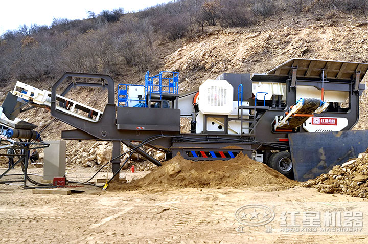 流動石子破碎機(jī)生產(chǎn)現(xiàn)場 流動石子破碎機(jī)生產(chǎn)現(xiàn)場