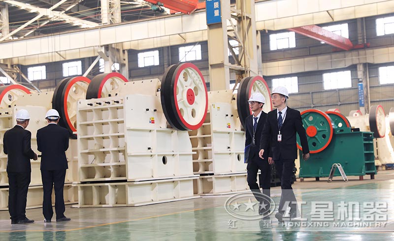 顎式破碎機 顎式破碎機