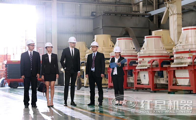 用戶來(lái)廠參觀制砂車間 用戶來(lái)廠參觀制砂車間
