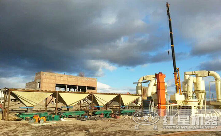 磨粉機客戶現(xiàn)場 磨粉機客戶現(xiàn)場