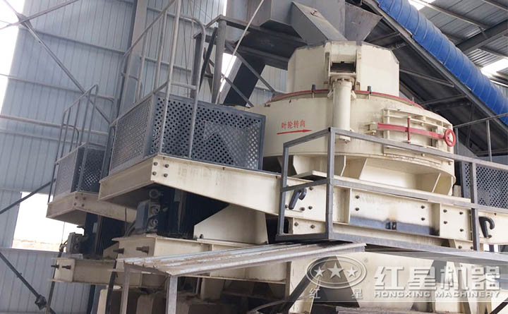 石料制砂現(xiàn)場 石料制砂現(xiàn)場