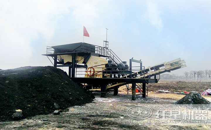 移動重錘破碎煤現(xiàn)場 移動重錘破碎煤現(xiàn)場