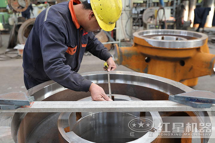 嚴(yán)格控制，保證品質(zhì)