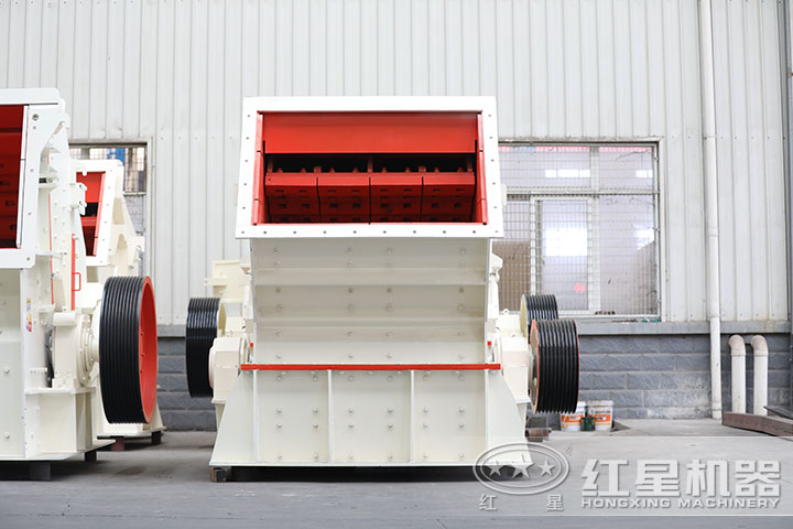 反擊式破碎機(jī) 反擊式破碎機(jī)