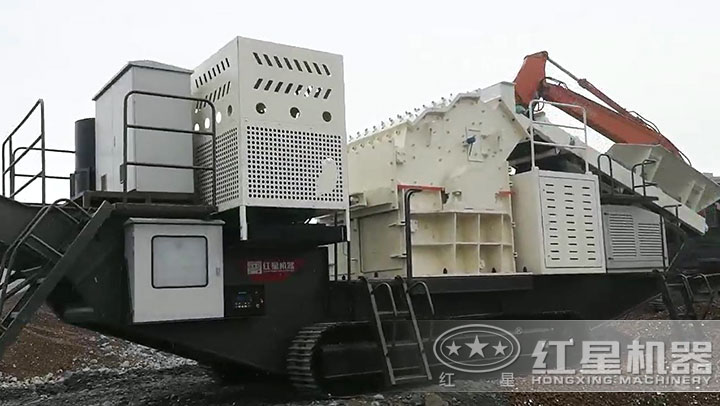 履帶移動小型砂機(jī)作業(yè)現(xiàn)場 履帶移動小型砂機(jī)作業(yè)現(xiàn)場