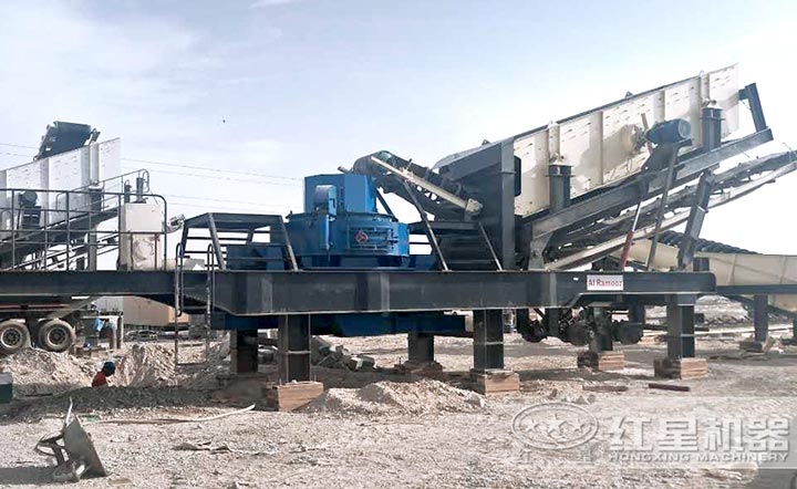 移動(dòng)式制砂機(jī)可隨意搭載設(shè)備 移動(dòng)式制砂機(jī)可隨意搭載設(shè)備