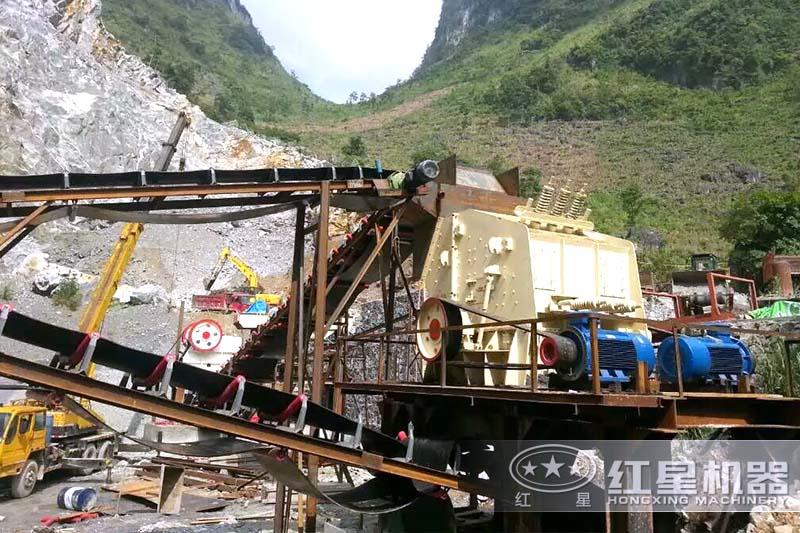 石子制砂機械客戶客戶現(xiàn)場 石子制砂機械客戶客戶現(xiàn)場