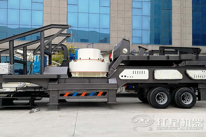 大型移動制砂機(jī) 大型移動制砂機(jī)