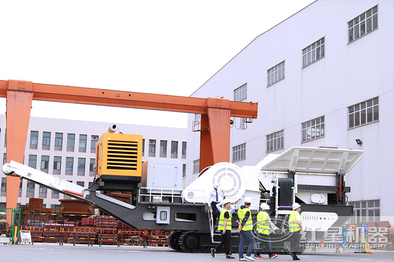 移動快捷、智能生產(chǎn)的移動型制砂機