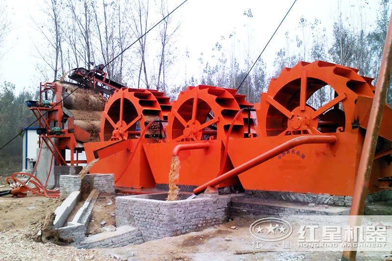 石粉洗砂機(jī)設(shè)備現(xiàn)場(chǎng)實(shí)拍 石粉洗砂機(jī)設(shè)備現(xiàn)場(chǎng)實(shí)拍