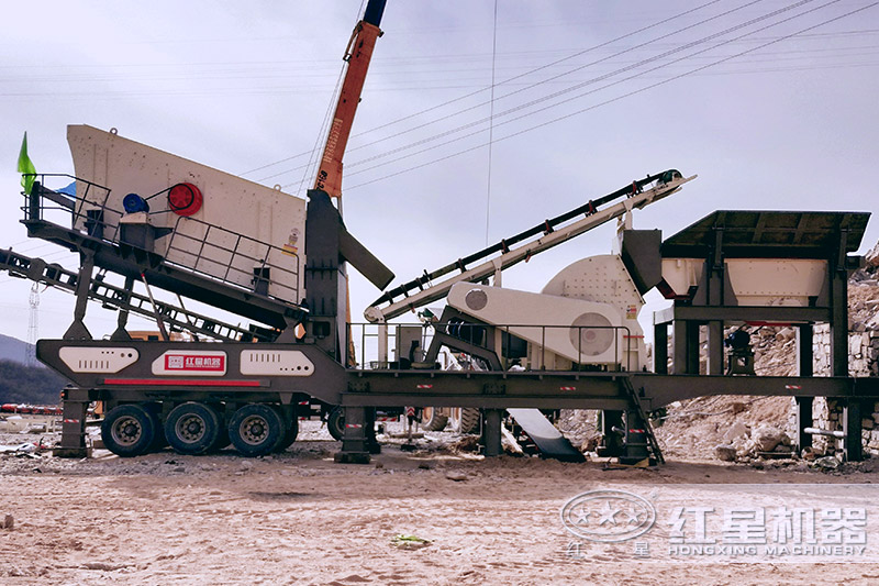 移動破碎一體成型機客戶現(xiàn)場 移動破碎一體成型機客戶現(xiàn)場