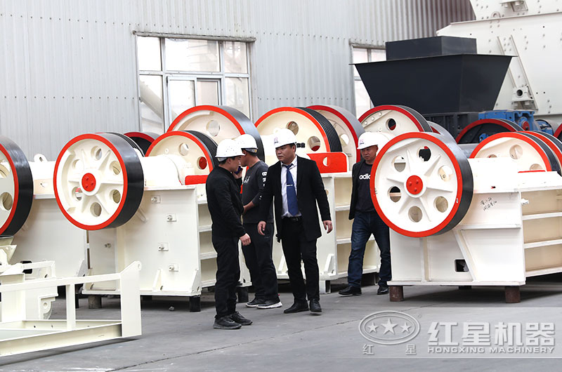 顎式破碎機 顎式破碎機