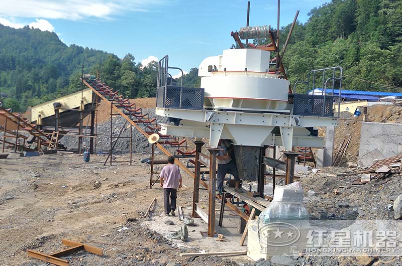 VSI制砂機(jī)生產(chǎn)現(xiàn)場(chǎng) VSI制砂機(jī)生產(chǎn)現(xiàn)場(chǎng)
