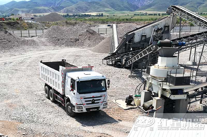 沖擊式制砂機破碎現(xiàn)場 沖擊式制砂機破碎現(xiàn)場