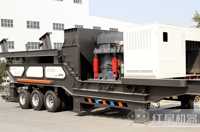 移動(dòng)式破碎機(jī) 移動(dòng)式破碎機(jī)