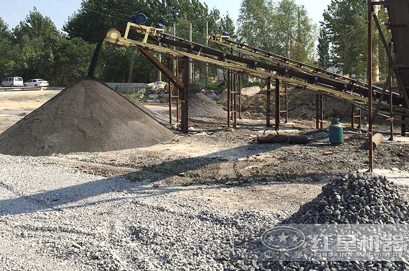 制砂生產(chǎn)現(xiàn)場 制砂生產(chǎn)現(xiàn)場
