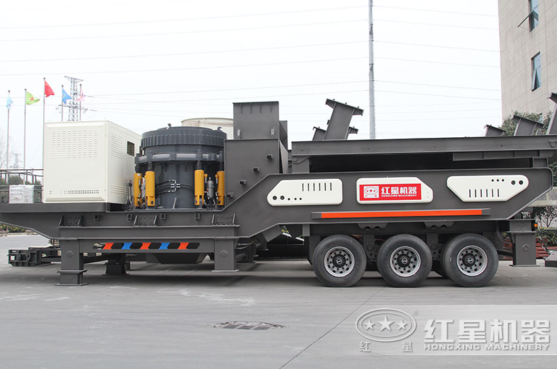 移動(dòng)式破碎機(jī) 移動(dòng)式破碎機(jī)