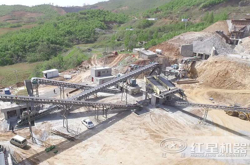 砂石生產(chǎn)現(xiàn)場 砂石生產(chǎn)現(xiàn)場