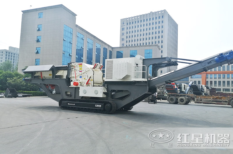 履帶式移動(dòng)式石子破碎機(jī)圖片 履帶式移動(dòng)式石子破碎機(jī)圖片